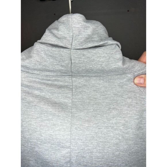 Apana CrossOver Mockneck Yoga Sweatshirt with Thumbholes in Grey - M - Picture 4 of 7